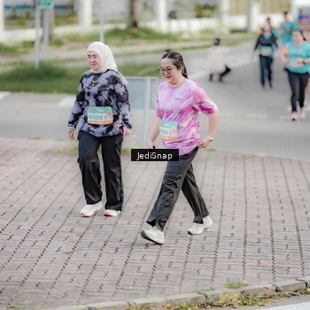 Runner Photo 8311222