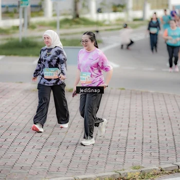 Runner Photo 8311226