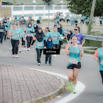 Runner Photo 8311241