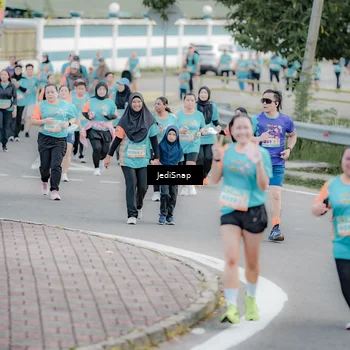 Runner Photo 8311247