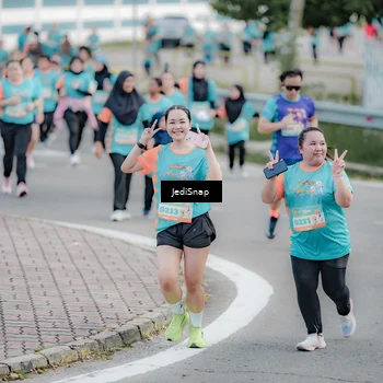 Runner Photo 8311253