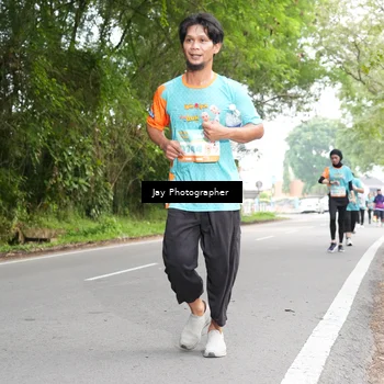 Runner Photo 8311256