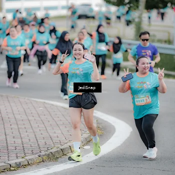 Runner Photo 8311263