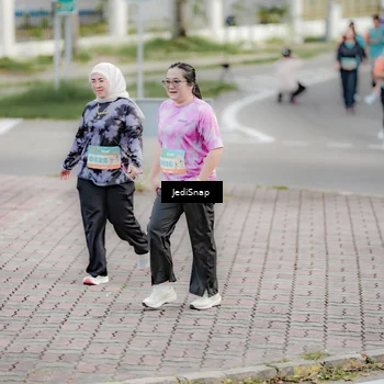 Runner Photo 8311269
