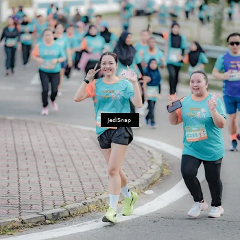 Runner Photo 8311293