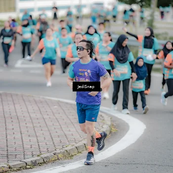 Runner Photo 8311315