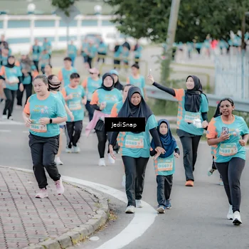 Runner Photo 8311337