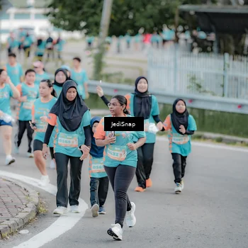 Runner Photo 8311344