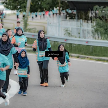 Runner Photo 8311372