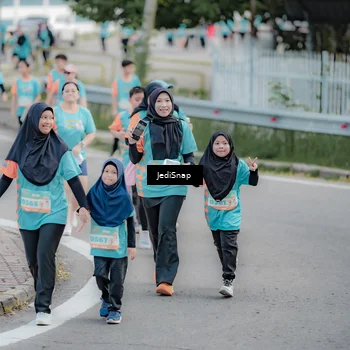 Runner Photo 8311386