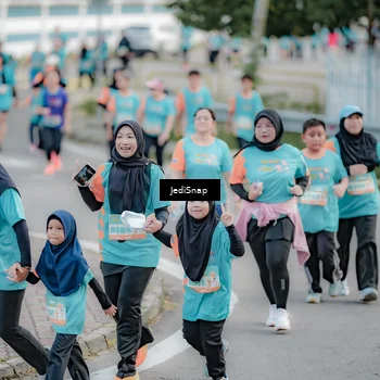 Runner Photo 8311410