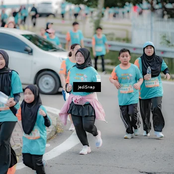 Runner Photo 8311419