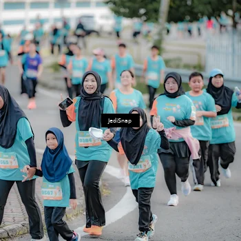 Runner Photo 8311425