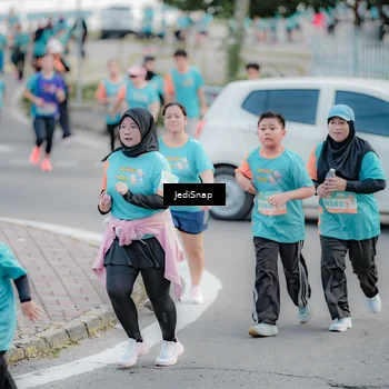 Runner Photo 8311430