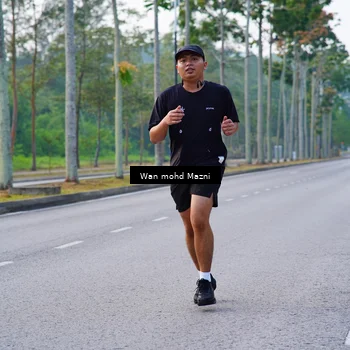 Runner Photo 8311434