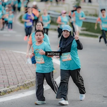 Runner Photo 8311445