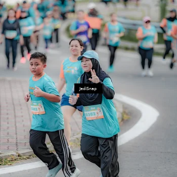 Runner Photo 8311466