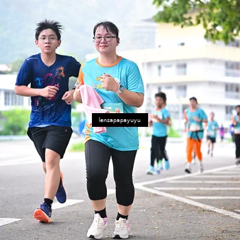 Runner Photo 8311476