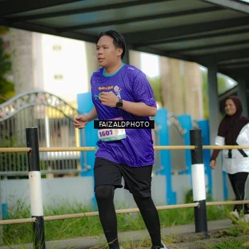 Runner Photo 8311525