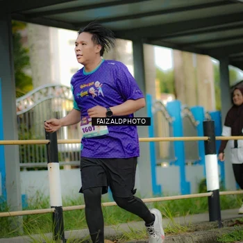 Runner Photo 8311555