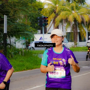Runner Photo 8311636