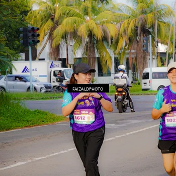 Runner Photo 8311663