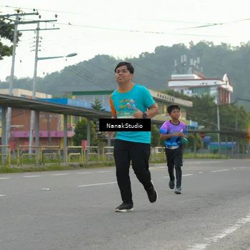 Runner Photo 8311691