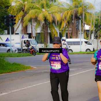 Runner Photo 8311746