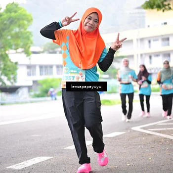 Runner Photo 8311772