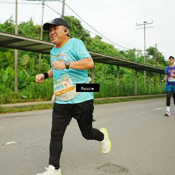 Runner Photo 8311873