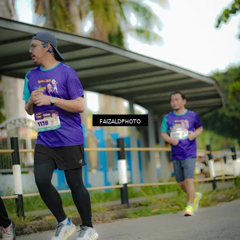 Runner Photo 8311885