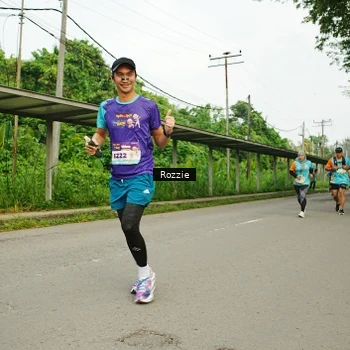 Runner Photo 8311895