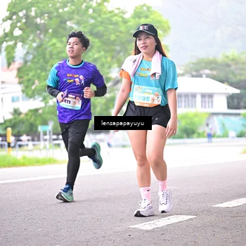 Runner Photo 8311896