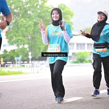 Runner Photo 8312000