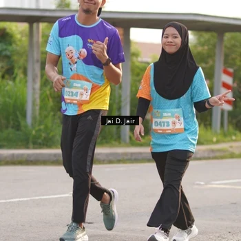 Runner Photo 8312002