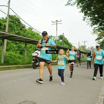 Runner Photo 8312005