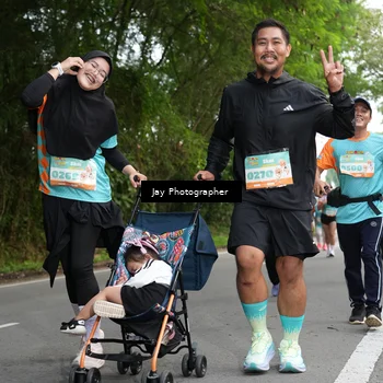 Runner Photo 8312056