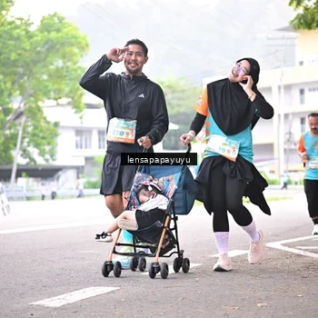 Runner Photo 8312061
