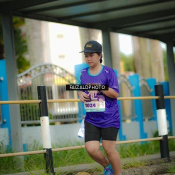 Runner Photo 8312073