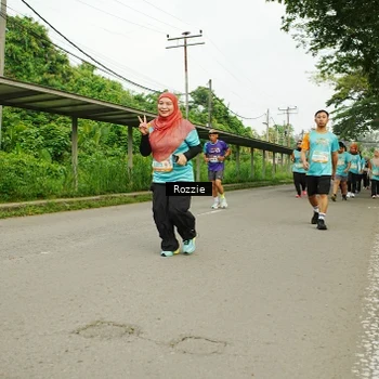 Runner Photo 8312076