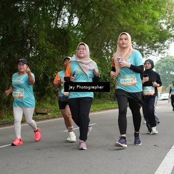 Runner Photo 8312077