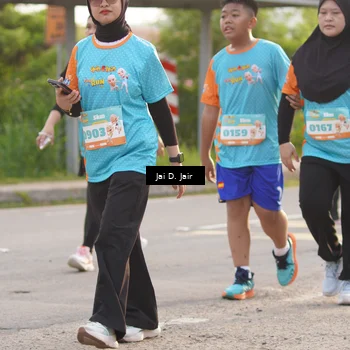 Runner Photo 8312104
