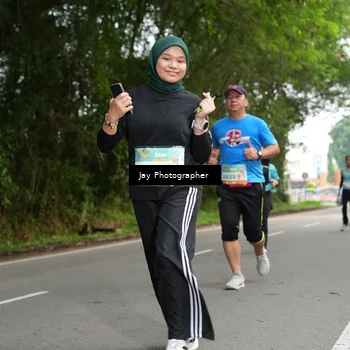 Runner Photo 8312106