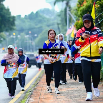 Runner Photo 8312114