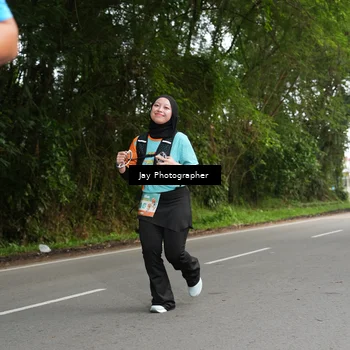 Runner Photo 8312117