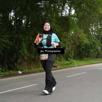 Runner Photo 8312154