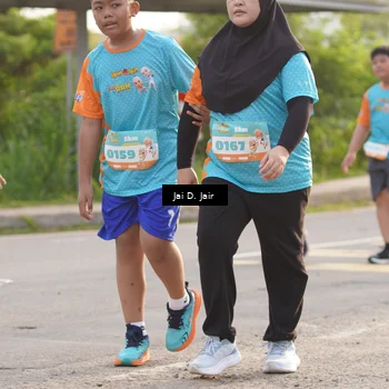 Runner Photo 8312158