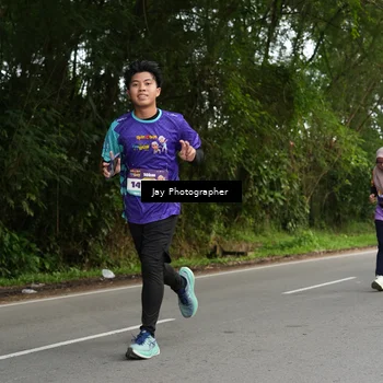 Runner Photo 8312176