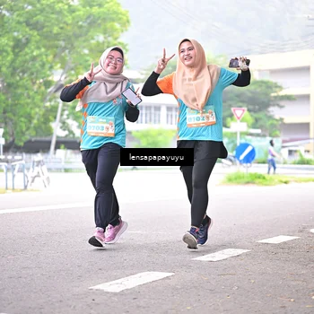 Runner Photo 8312215