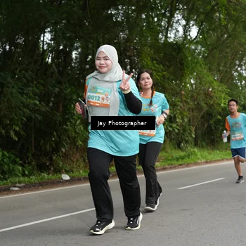 Runner Photo 8312235